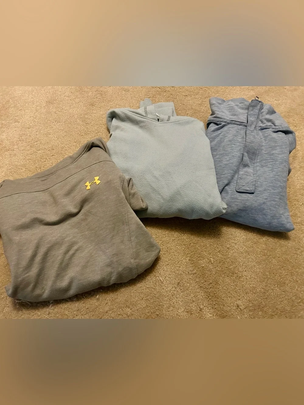 Womens athletic sweatshirts
